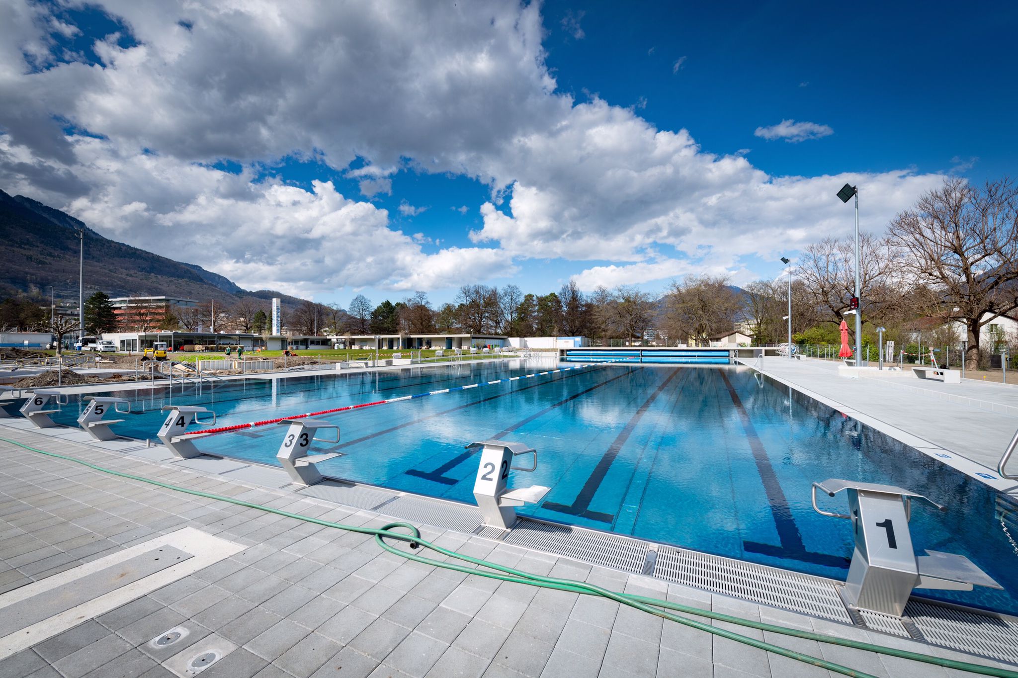 Radio Chablais Suivez Nous On Vous Suit Les Piscines Daigle Et De Monthey Ouvrent Leurs